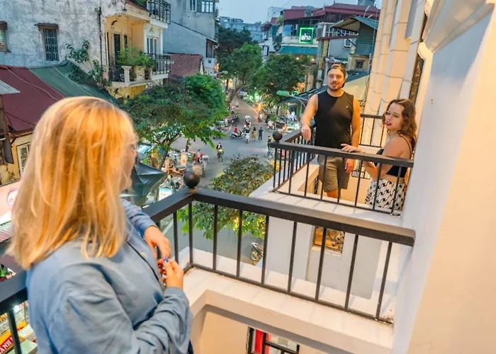 Mad Monkey Hanoi Hostel